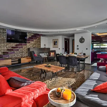 Ayuda Luxury 3 Bed Retreat シダ