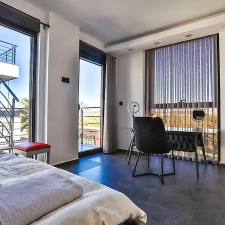 別荘 Ayuda Luxury 3 Bed Retreat シダ